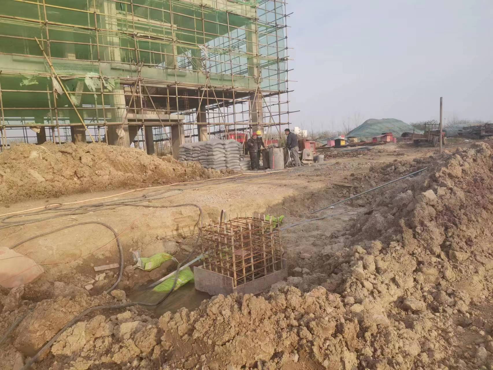 玉环当桥梁出现裂缝的时候应该及时加固修补